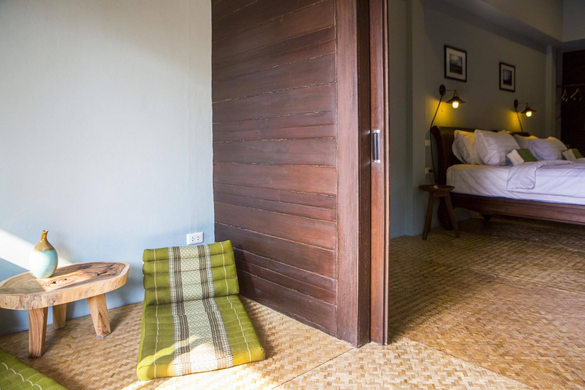 Nawa Sheeva Hotel Chiang Mai Exterior photo