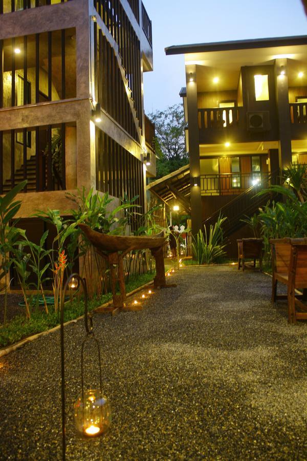Nawa Sheeva Hotel Chiang Mai Exterior photo